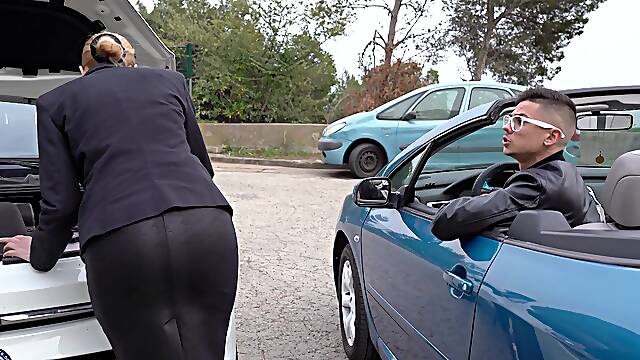 MILF in black stockings endures young cock down the pussy in a pretty slutty outdoor shag