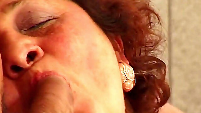 GoldWinPass 24 11 29 Fat old Granny fuckingsession com at Streamtape com