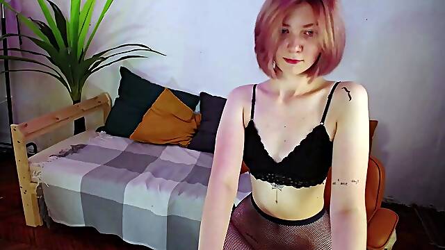 Beauty Amateur Redhead Teen make Perfect Blowjob