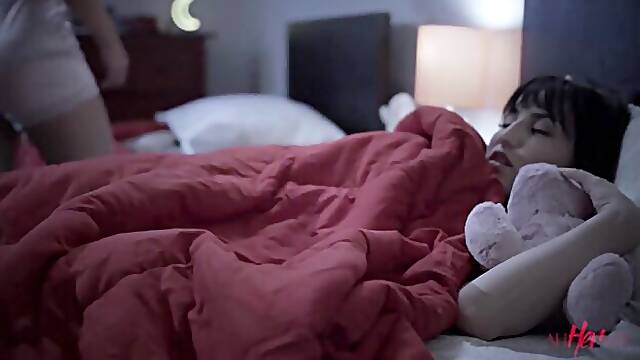 Watch energetic Ariel X and Penny Barbers video