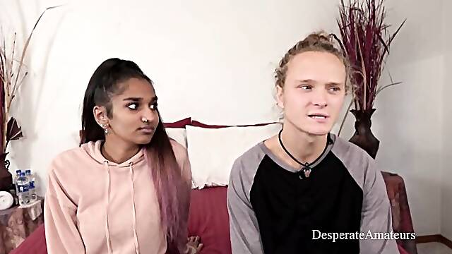 Sublime chick - big tits dirt - Desperate Amateurs