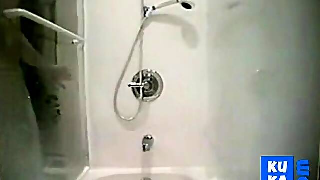 Chubby shower spy