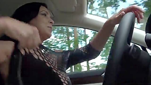 Huge tits in car: Big Tits, Amateur Babe Porn