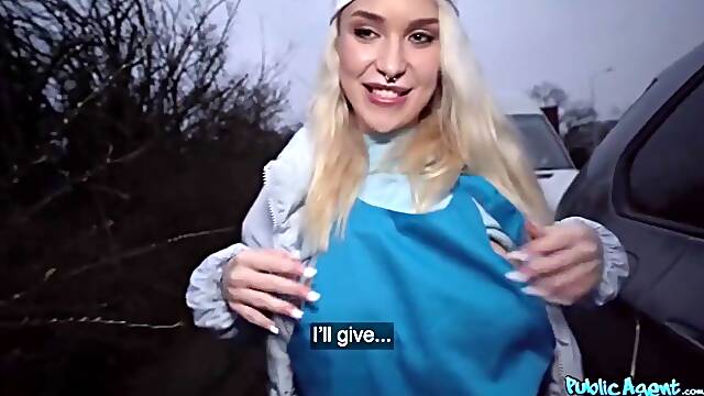 Full - Student 18+ Delivery Girl With Creamy Pizza Gets Her Jeans Ripped