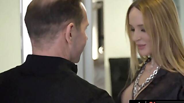 21 sextury - beautiful Kaisa Nord gets dpd by 2 hard cocks