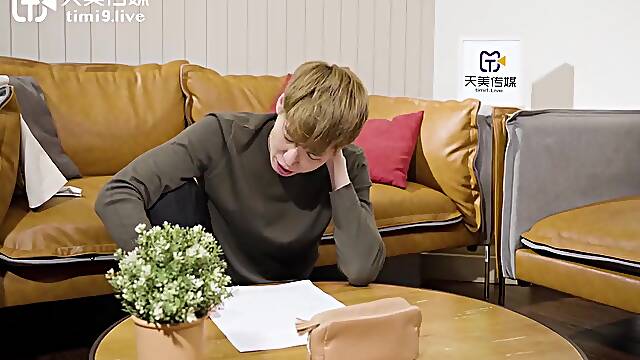 Blonde Sexy Teacher With Hot Pantyhose Teasing Her Big Dick Student To Fuck Her Wet Pussy And Make Her Orgasm