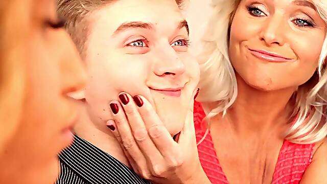 Blonde MILF 3way sex video