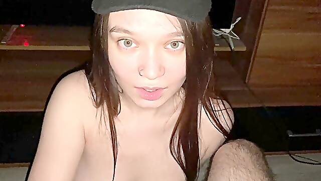 Tries a big cock into her mind-blowing jaws and down her deep throat. And then swallows the jizm