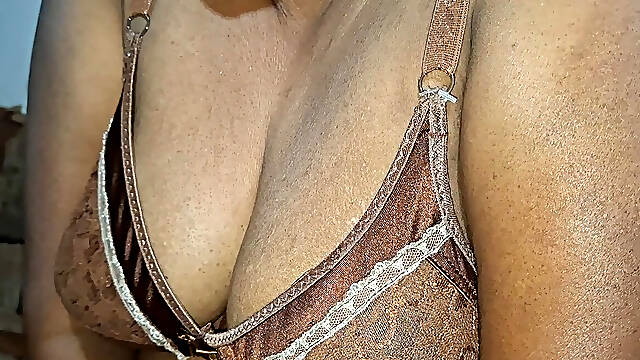 Busty stepmother wants share her with someone